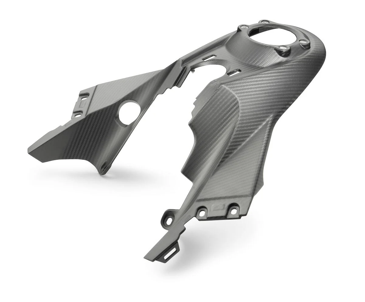 FUEL TANK FAIRING